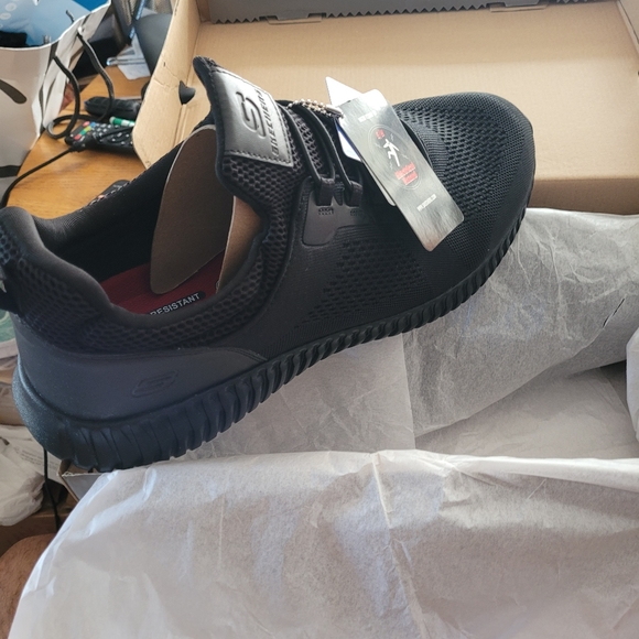 Big foot Man's size Shoes - Picture 9 of 10